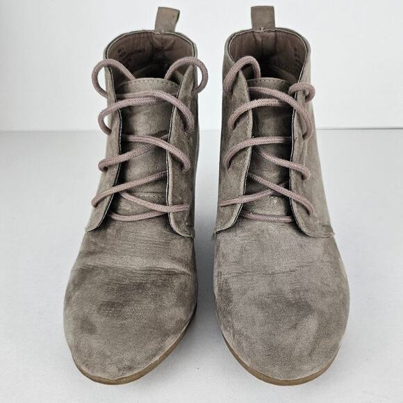 New Directions Women's Wedge Heel Lace Up Ankle Booties Taupe/Gray Size 6 - Picture 3 of 12